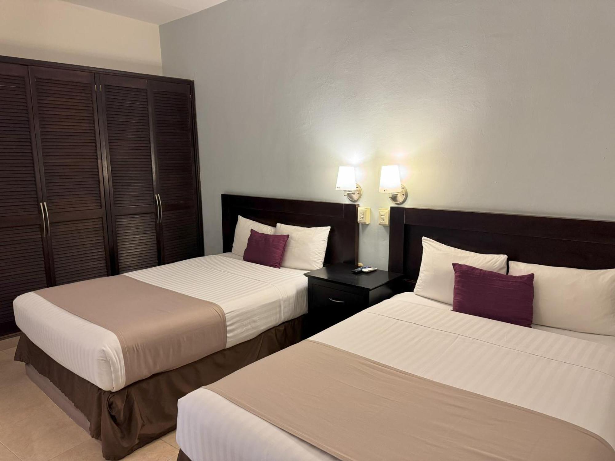 Hotel Arribo Lagos de Moreno Exterior photo